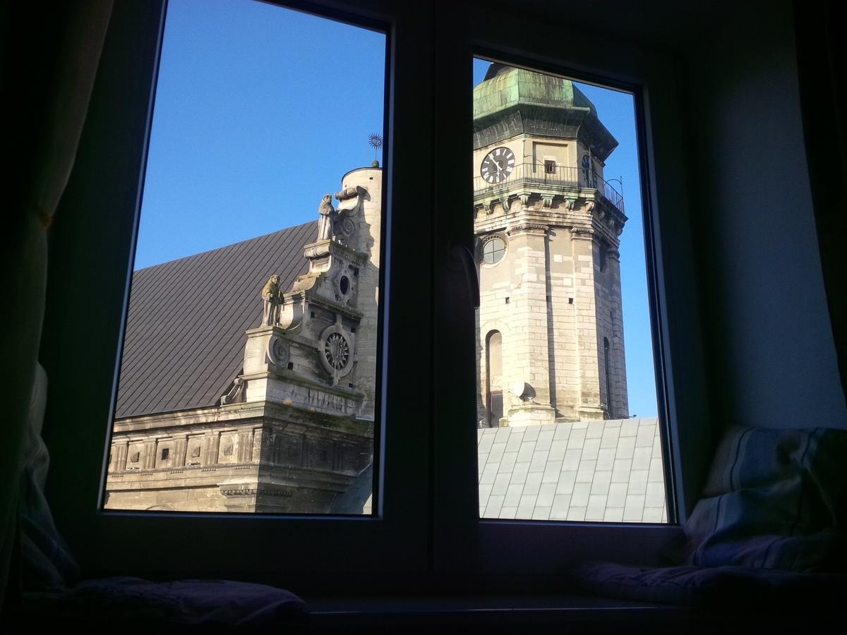 Lviv Amazing Rooftop Apartment Exterior photo